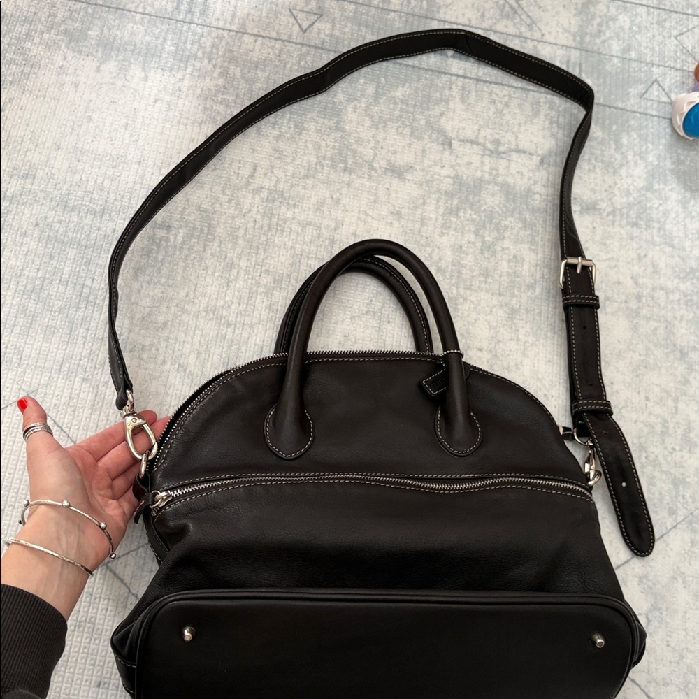 Danier Black Leather Handbag - Picture 2 of 6